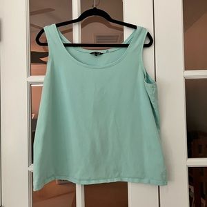Nic and Zoe green tank, 1X